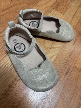 Little Love Bug Olivia Gold Glitter Mary Jane Shoes - Size 10